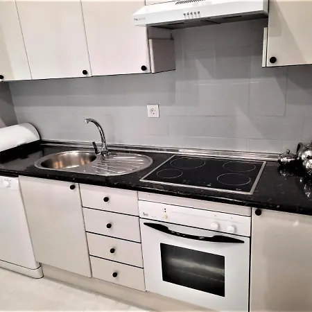 Beachside Luxury In Puerto Banus - Club Playas Del Duque Apartment *