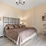 Beachside Luxury In Puerto Banus - Club Playas Del Duque *