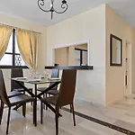 Beachside Luxury In Puerto Banus - Club Playas Del Duque Marbella