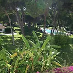 Beachside Luxury In Puerto Banus - Club Playas Del Duque Marbella