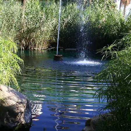 Beachside Luxury In Puerto Banus - Club Playas Del Duque