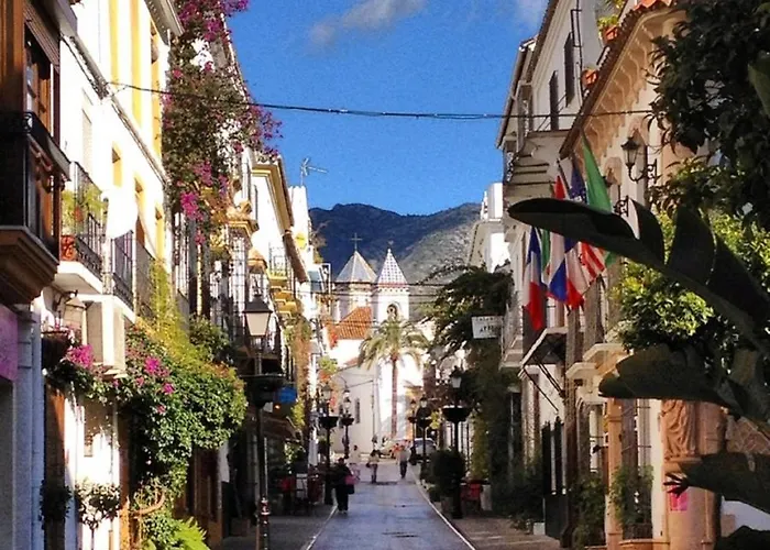 Beachside Luxury In Puerto Banus - Club Playas Del Duque Апартаменты *