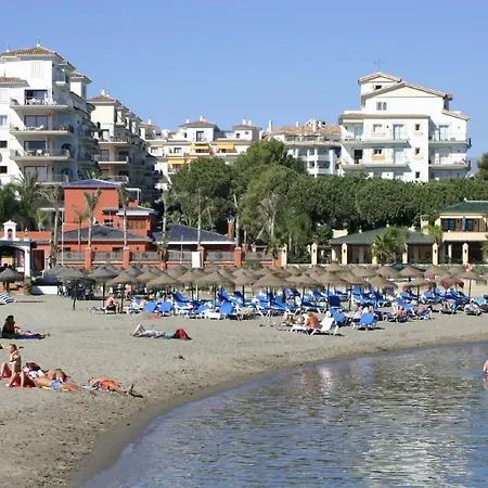 Beachside Luxury In Puerto Banus - Club Playas Del Duque * Marbellac