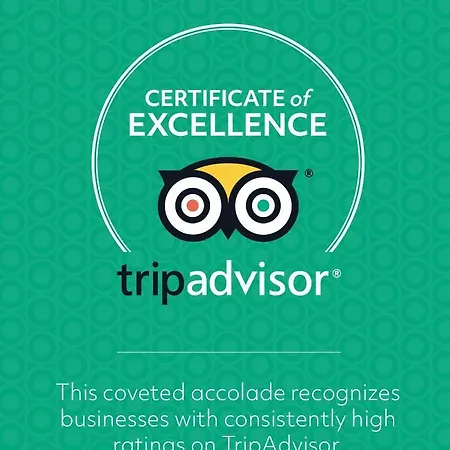 Beachside Luxury In Puerto Banus - Club Playas Del Duque Marbellac