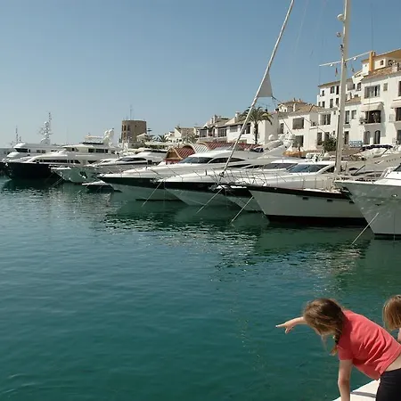 Beach Side Luxury Apartment In Puerto Banus - Club Playas Del Duque