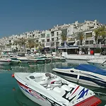 Beachside Luxury In Puerto Banus - Club Playas Del Duque * Marbella