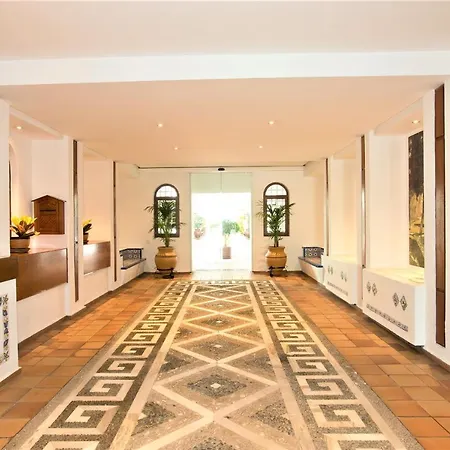 Beachside Luxury In Puerto Banus - Club Playas Del Duque Appartamento