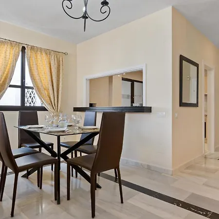 Beachside Luxury In Puerto Banus - Club Playas Del Duque Marbella