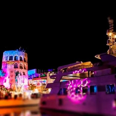 Beachside Luxury In Puerto Banus - Club Playas Del Duque Apartament Marbella