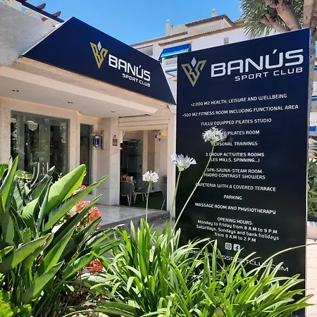 Beachside Luxury In Puerto Banus - Club Playas Del Duque * Marbella