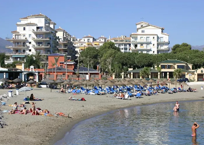 Beachside Luxury In Puerto Banus - Club Playas Del Duque * Marbella