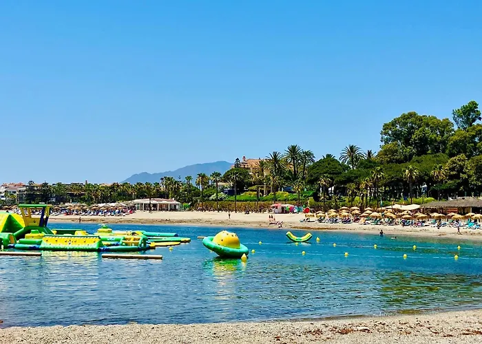 Beachside Luxury In Puerto Banus - Club Playas Del Duque * Marbella