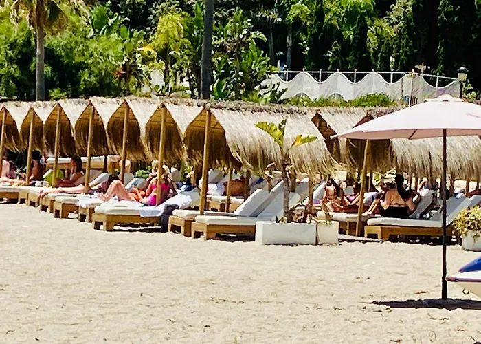 Apartment Beachside Luxury In Puerto Banus - Club Playas Del Duque Marbella