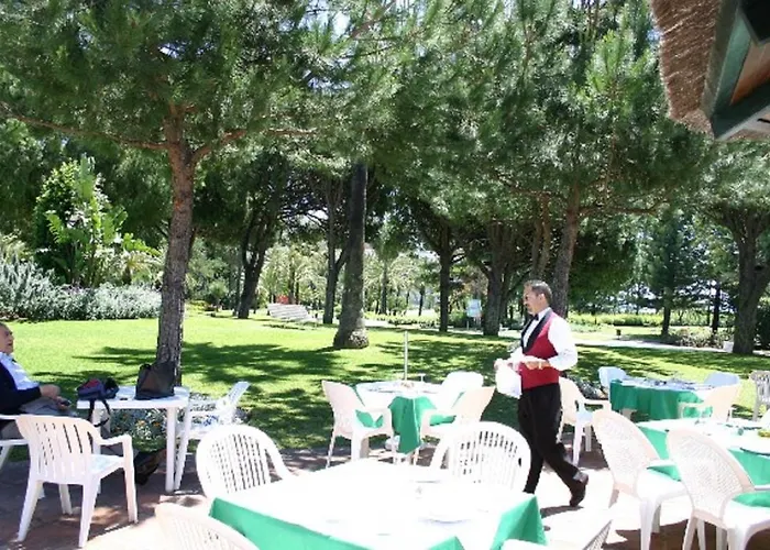 Beachside Luxury In Puerto Banus - Club Playas Del Duque Apartment *