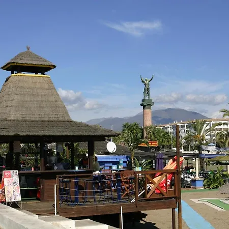 Beachside Luxury In Puerto Banus - Club Playas Del Duque